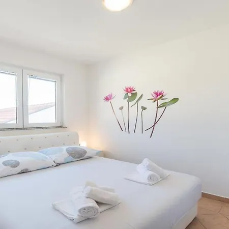 Ferienwohnung Lanterna Vir